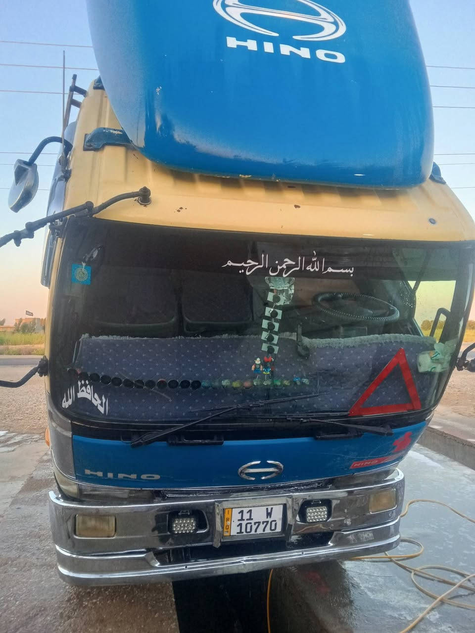 السلام عليكم
هينو انكر للبيع 
موديل 97
رقم بغداد 
هزه ورقم انكليزي جديد لل  2031
محرك 80 عادي 
بدي 6 وربع بلادي 
السعر 225 وبيها مجال 
للاستفسار ***********
العنوان واسط ، الكوت
