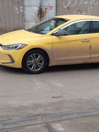 النترا 2018 وارد كندي سياره ضررها شاملغ الخلفي بدون دواخل جاملغ الامام...