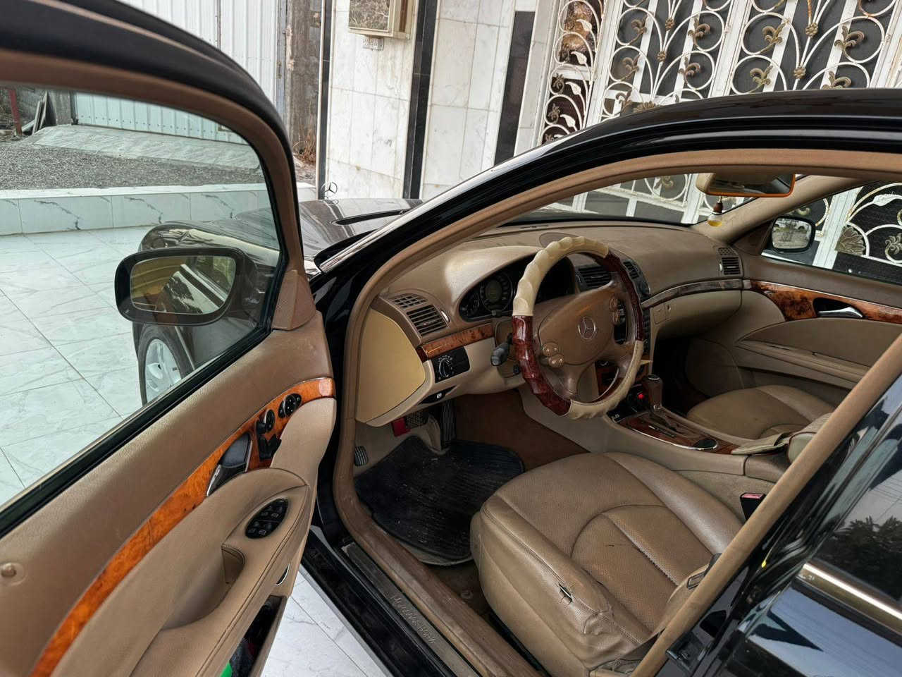 W211
مديل 2008      E280
السياره جاهزه من كلشي 
رقم بصره 
السعر 135
 ***********
