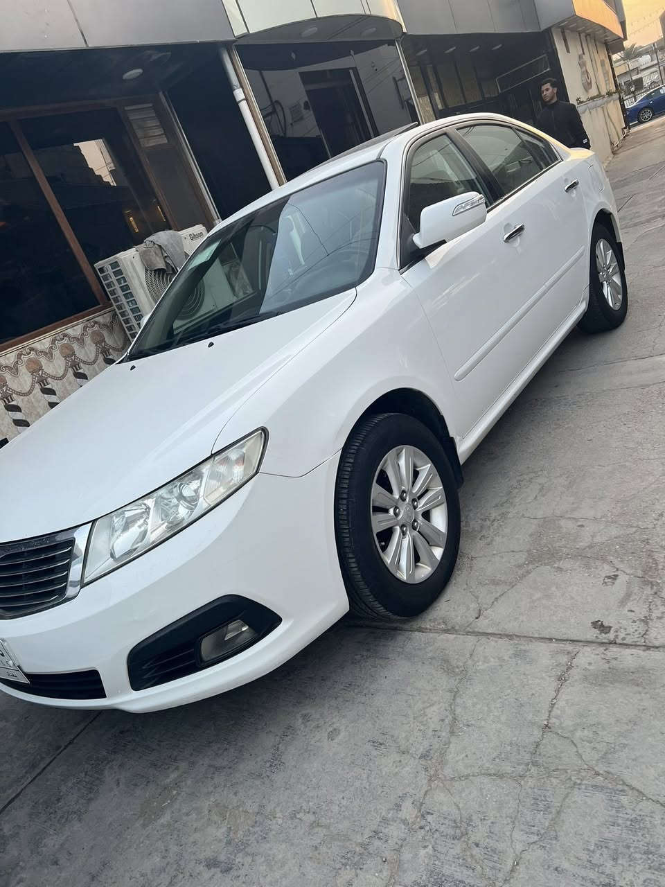 السلام عليكم
كيا اوبتما خليجي ١٠ ابيض ثلجي 

فووول مواصفات بصمه فتحه اشاره بالمرايه 

كفاله عامه عدا بارد شبر موضح بالصور 

كير محرك بحاله جيده صدر جديد ناعمه كلش 

رقم بغداد مشروع وطني تخم تاير جديد 

السعر ١٤٥ قفل 

مكان الأنبار خالديه حي القدس 

***********
