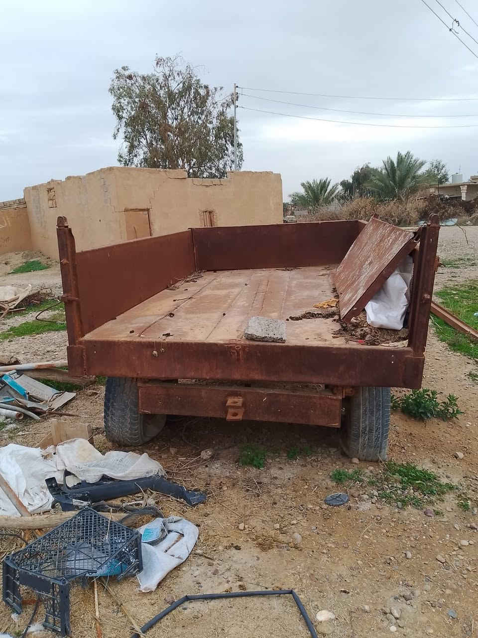 السلام عليكم للبيع عربانه مال تنكتر  ‭
‭٠٧٧١ ٠٠٣ ٢٧٦٠‬ طارق
