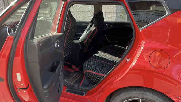 كيا صول 2020  مكينه 2000 حاويه كير at حادث من امريكا موضح بارد وبيه شخوط وهنا حادث باب صندوك ودعاميه خلفيه مبين كلشي بلصور مكانه بياع ***********  السعر 128 رقمه بغداد
