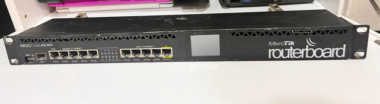 Mikrotik RB2011ui AS-RM أربيل, العراق


**إذا كنت صاحب هذا الإعلان وتريد حذفه لأي سبب، رجاءا أرسل رسالة إلى الدعم الفني**