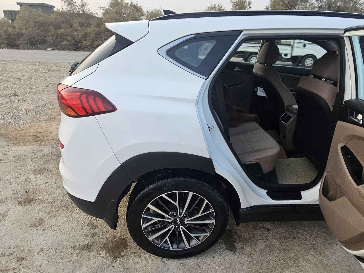 السلام عليكم ورحمه الله
توسان ٢٠١٩ فول مواصفات كفاله عامه 
السعر ٢٠٠ 
***********
***********
