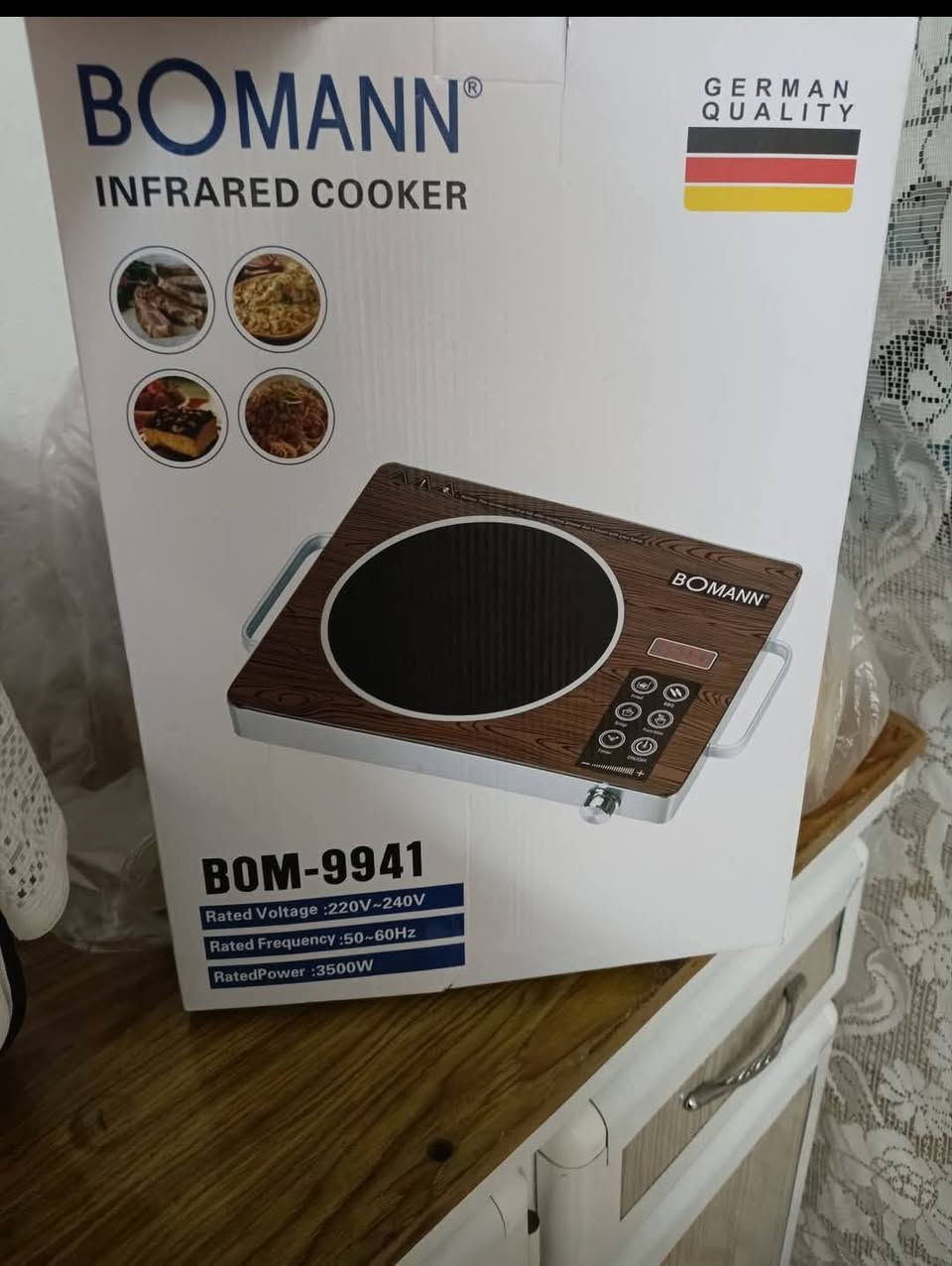 طباخ كهربائي للبيع من هذا الالماني الاصلي والسعر كلش مناسب السعر 19 الف مكاني موصل حي سومر هذا الرقم اذا ما حصلتني على الرقم تعال خاص. 0788 681 0705
