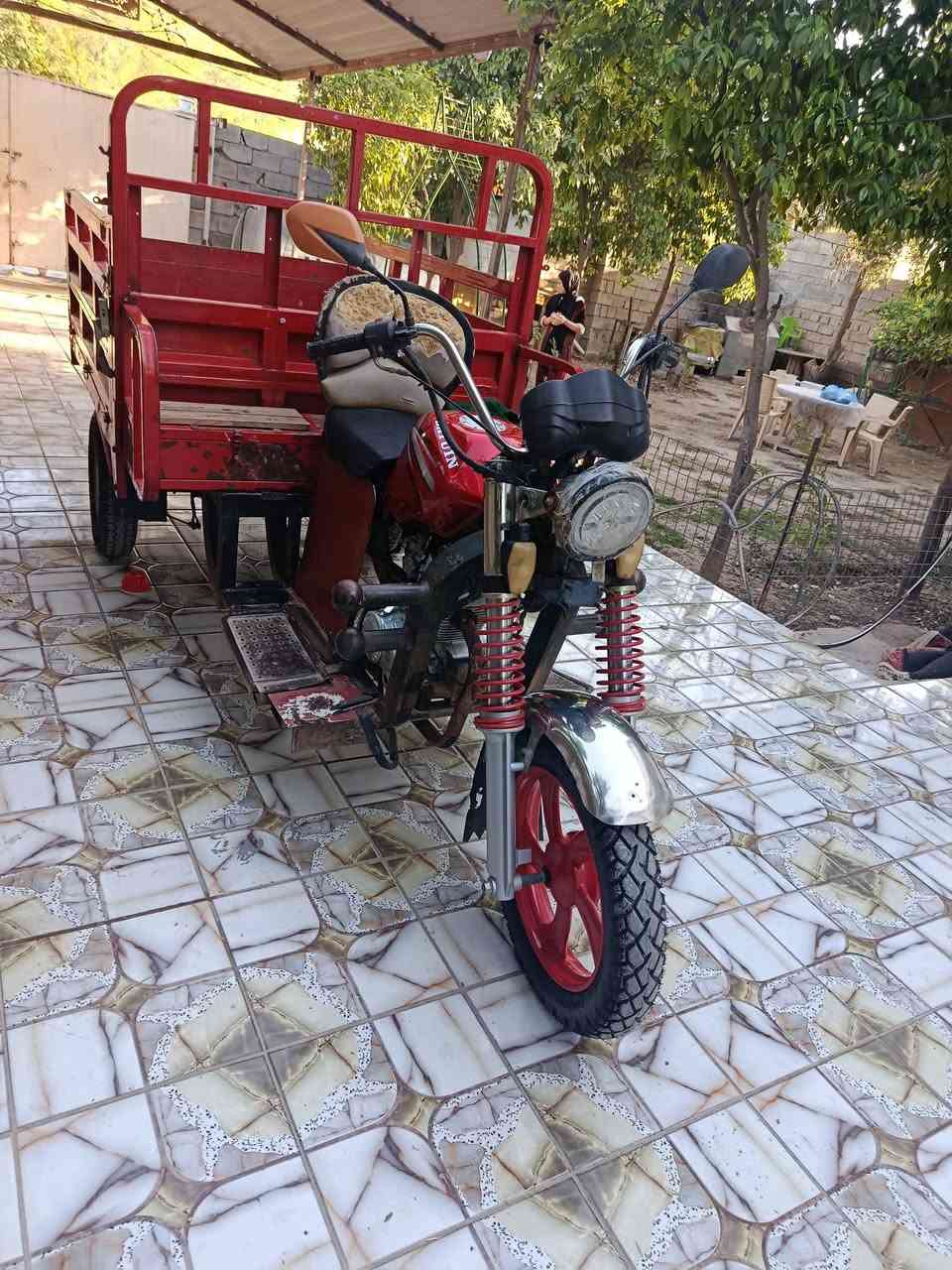 السلام عليكم ستوتة للبيع سلطانة موديل ٢٠١٨ كاملة مكملة محرك جديد ٢٠٢٥ وكير بوكس جديد اوراق كأملة كهربائيات كاملة شاصي بلادي تخم تاير جديد وسبير جديد قطرة خياس ماكو لابلبدي ولا بلشاصي فقط التانكي مبدل السعر ١٢٠٠٠٠٠ مليون ومتين *********** بي وتساب تعليج ماجاوب
