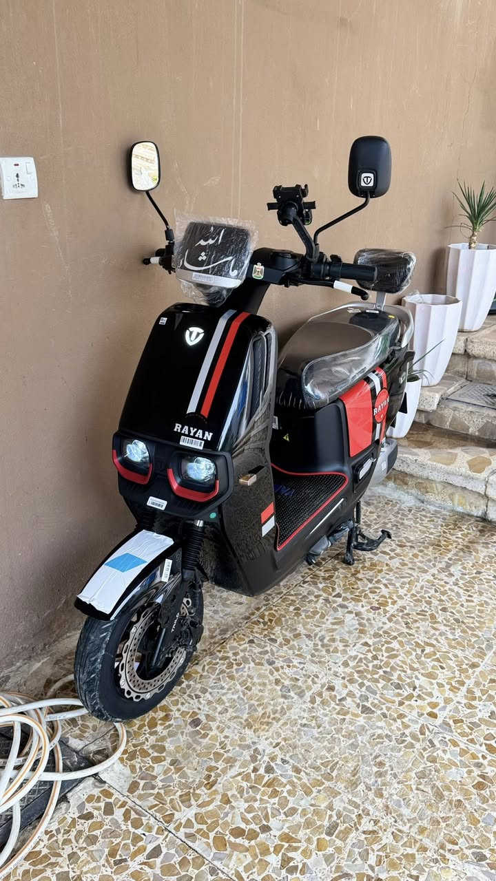 السلام عليكم...
دراجه شحن (RAYAN) للبيع...
المكان موصل ...
المواصفات + التفاصيل...
...( RAYAN) دراجه شحن -
- عدد البطاريات (6 دبل مصطره)..
- السرعه الحقيقيه (85) ...
- قوه الملف ( 2000) حقيقي...
- شاشه تحدد ( العطلات ) ...
- نشرات (خلفيه ) و (اماميه ) ...
٠ - دبل ( اشاره ) ... ١
- نظام البك (R) الرجوع للخلف.
- نظام ال (٣) للوقوف...
- دبلات اماميه (2) هيدروليك دهن...
- دبلات خلفيه ( 2) غاز...
- بريكات امامي وخلفي ( دسك)
- ستاند وسطي...
- ستناند جانبي...
- ستاند ( موبايل ) ...
- مدخل USB... شاحن موبايل
- لد امامي ( زنون ) عالي وناصي الدراجه سريعه وشلعته ( قويه)
السعر ( 930) بي مجال بسيط
ستفسار الاتصال ***********
0776 9817894
جديددد الماطور⚔️♾️⚔️
