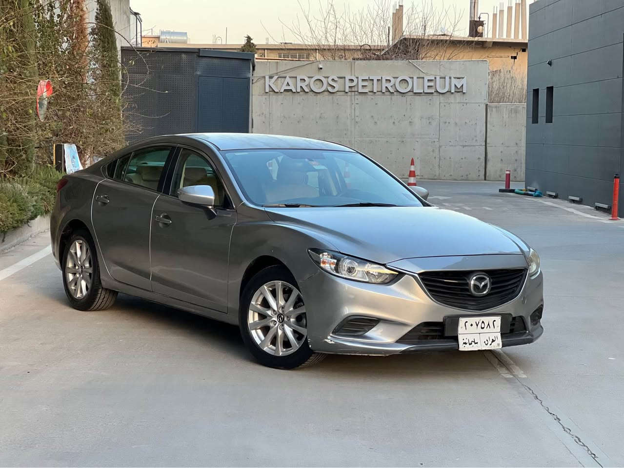 Mazda 6 
مۆدیل 2015 خلیجی 
تەنها دوو پەلەی بجوک بۆیاخی هەیە ماباقی بێ بۆیاخە بێ ناوگرتن 
———————————————————————
شوین سلیمانی 
سعر ١١٠ وەرەقە و معاملە 
*********** السليمانية, العراق

