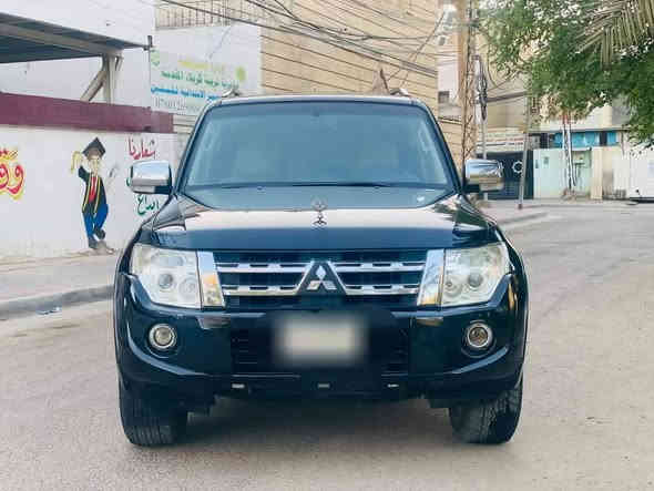 السلام عليكم ورحمة الله
للبيع باجيرو حبتور موديل 2014 خليجي رقم بصره دولي بأسمي  فول مواصفات 1/1
فتحه شاشه كامرا مكينه 6 سلندر  ٧ راكب ٣ قطع حساسات كشنات جلد كهرباء داخل بيجي دمامات تحكم ستيرن جهتين يدات نيكل شفتات سترين زراق لايت فور ويل اشاير بالمري .
السعر ( ١٧٠ ) ورقه وبيها مجال مكان محافظة بغداد. الرشاد. قرب القاعده..
للاستفسار الاتصال على الرقم التالي
***********
***********
