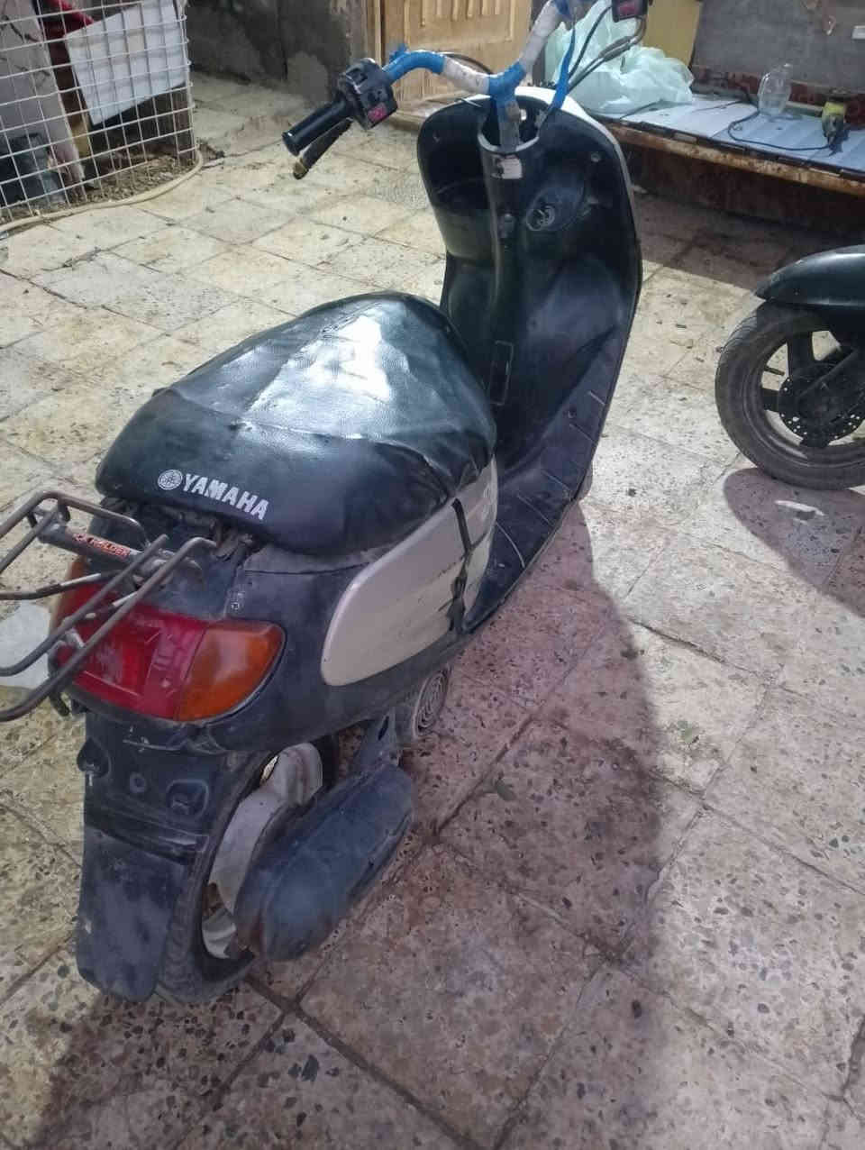 السلام عليكم
دراجه منغولي فحل للبيع 
الدراجه كامله من كلشي عوزه فقط باتري لليت يشتغل بك لايت يشتغل الدراجه شلعه ومعدل خير من الله وهذا رقمي للتواصل ***********
