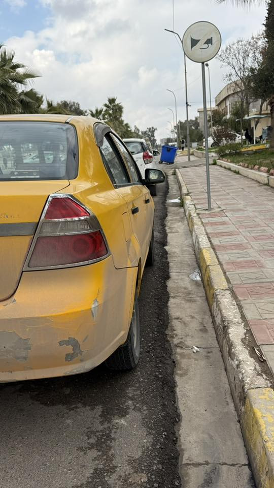 السلام عليكم 
سيارة افيو للبيع موديل 2009 
رقم جديد سنويه جديدة هزه جديدة 
مصفرة من الهيئة كير توماتيك تبريد شغال 
السعر 43$ اتصال على ***********
***********@
