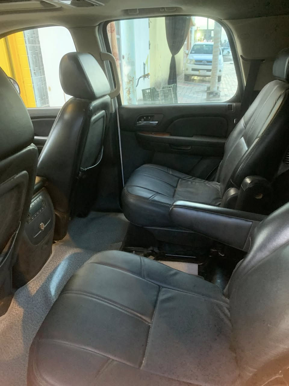 السلام عليكم تاهو LTZ  موديل 2008 اصل معلايه 2010 رقم صلاح الدين الماني  فول  معروفه مواصفاته مكفوله من الضربه والكص  بيه رشاشة صبغ منظومة غاز بانزين تخم تايرات كير محرك شرط جاهز تبريد ثلج حداديه جديده بيع  مراوس مكاني النجف السعر 125 وبيه مجال /***********
