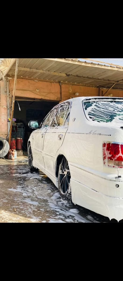 السلام عليكم
كراون ملكه موديل 2000 اربع دكم فتحه

فوول واحد على واحد شرط 175

مكفوله تبريد قطعتين وثلاجه 

دبل شاشه اليزري ستيرن ابو العضلات تحكم استيرن

مري شفط ترحيب محرك ديڤور الچبير 3000ففتي

كامره امامي خلفي جانبيات كشنات جلد كهرباء

اسبايدر جنطه اسبايدر الجامه الخلفيه اكزوز رياضي

الحايه اربع قطع سياره مال جناي و بلعافيه على ياخذهه

السعر 130 مداور خوتها اكثر من هاذه السعر

*********** 

اريل امامي خلفي كهرباء
