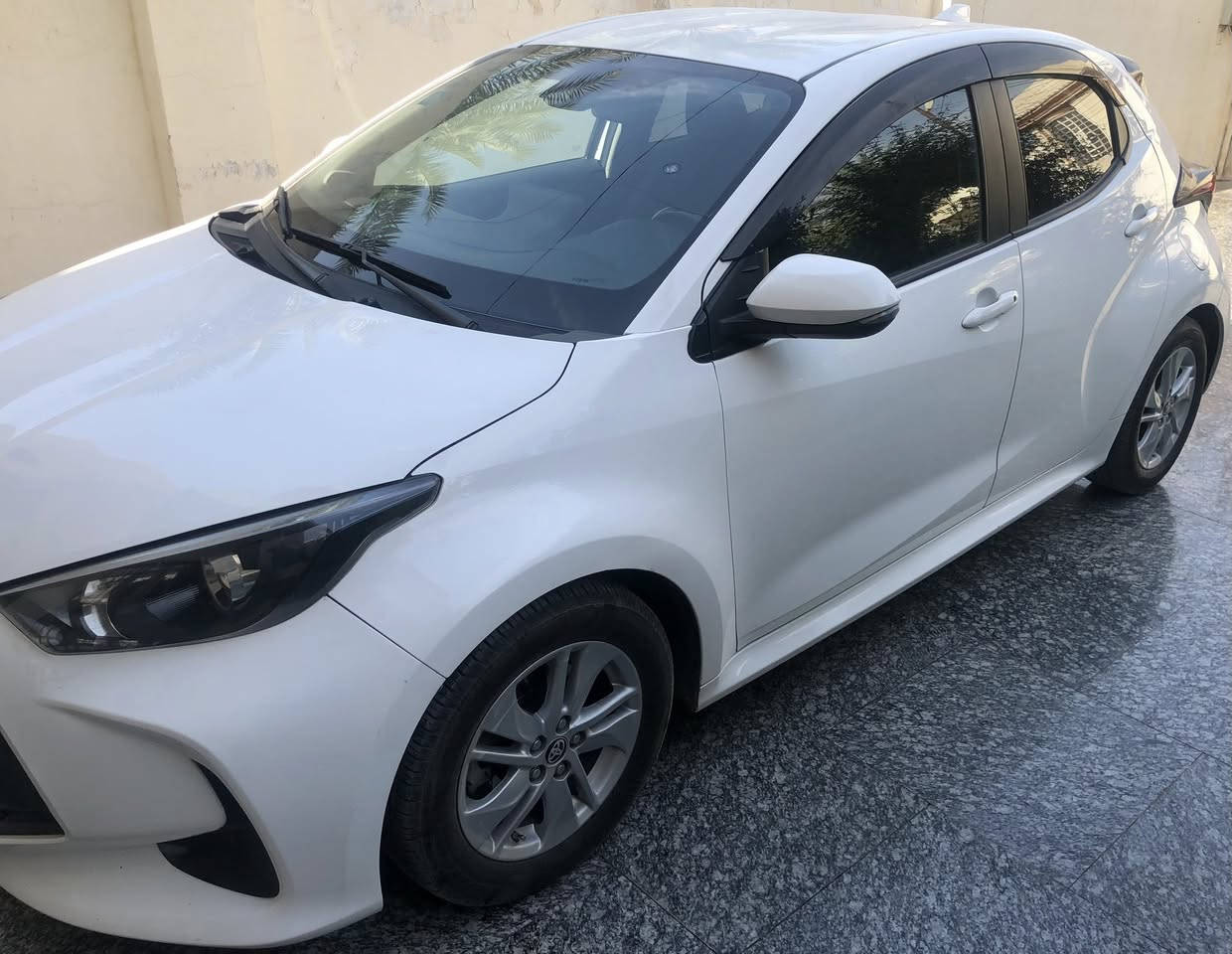 السلام عليكم للبيع 
تيوتا يارس 
موديل 2023
رقم بغداد تحويل مباشر 
رادار تحديد مسار نقط عمياء 
الضرر مكفوله من الصبغ او التبديل 
السياره عل وضع الشركه 
السعر 123$ 
موبايل ***********
