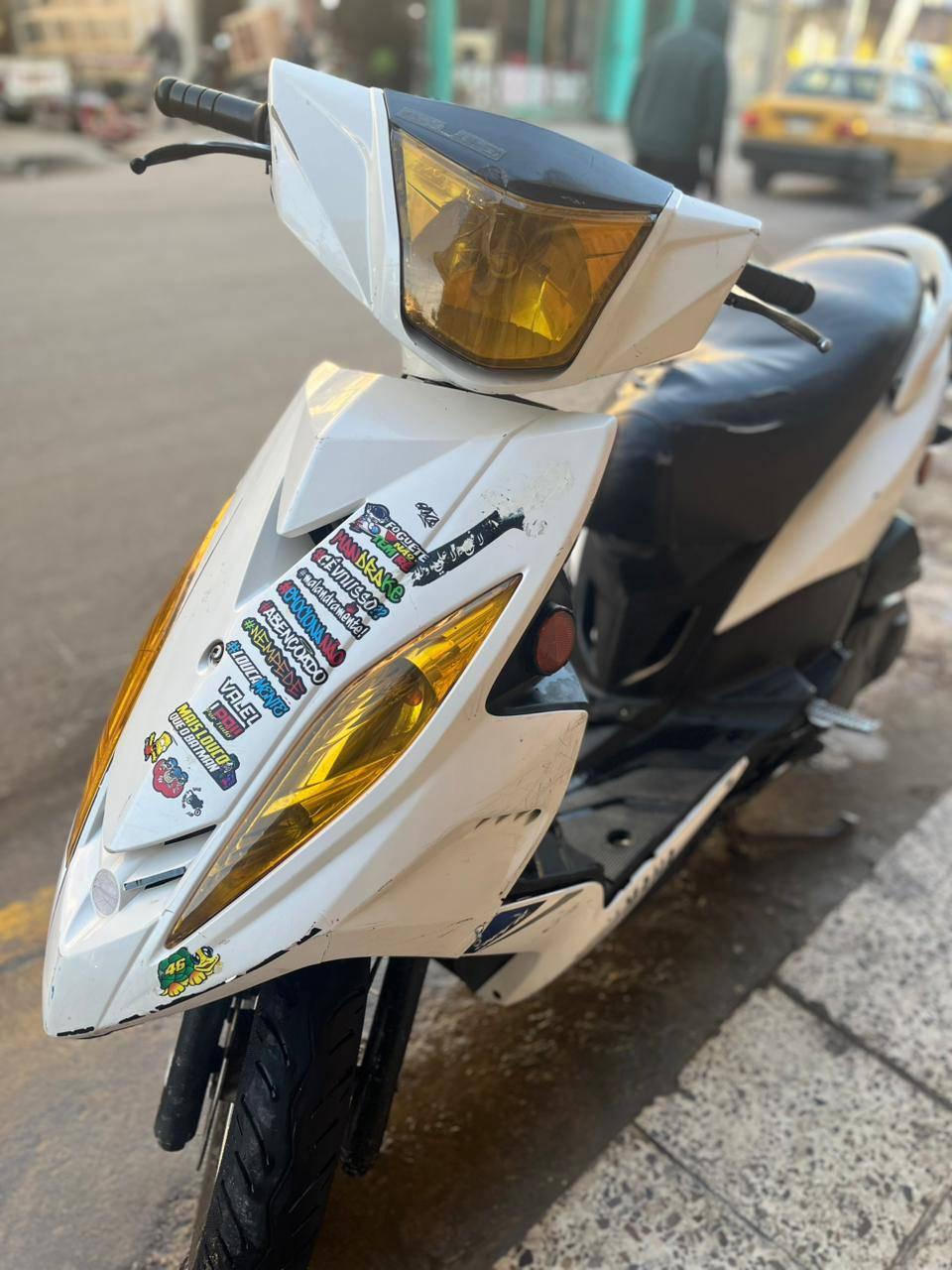 السلام وعليكم شباب جي تي ار نظيفه كلش بالكارتون كل نقص مابيه الدراجه مكفوله مكينه والكهربائيات كله شغاله نكره سلف الدراجه فول بمعنى الكلمه العنوان ساحه عدن الرقم *********** السعر ٨٥٠ وبيه مجال
