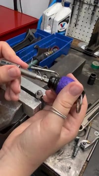 حامل بت • ميدالية مفاتيح • مفك جيب