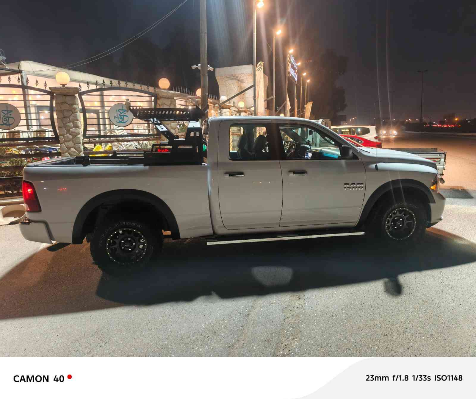 سلام عليكم والله محتاج افلوس وماكو هيج سعر وسياره نظيفه ومابيه كل عيب وكل نقص وسعره ابلاش إذا اكو شراي تسهيل امر 110 ورقه واني صارت عليه ٢٢٠ ورقه  كلش متوازي شباب متلكة هيج سعر والله العظيم***********
