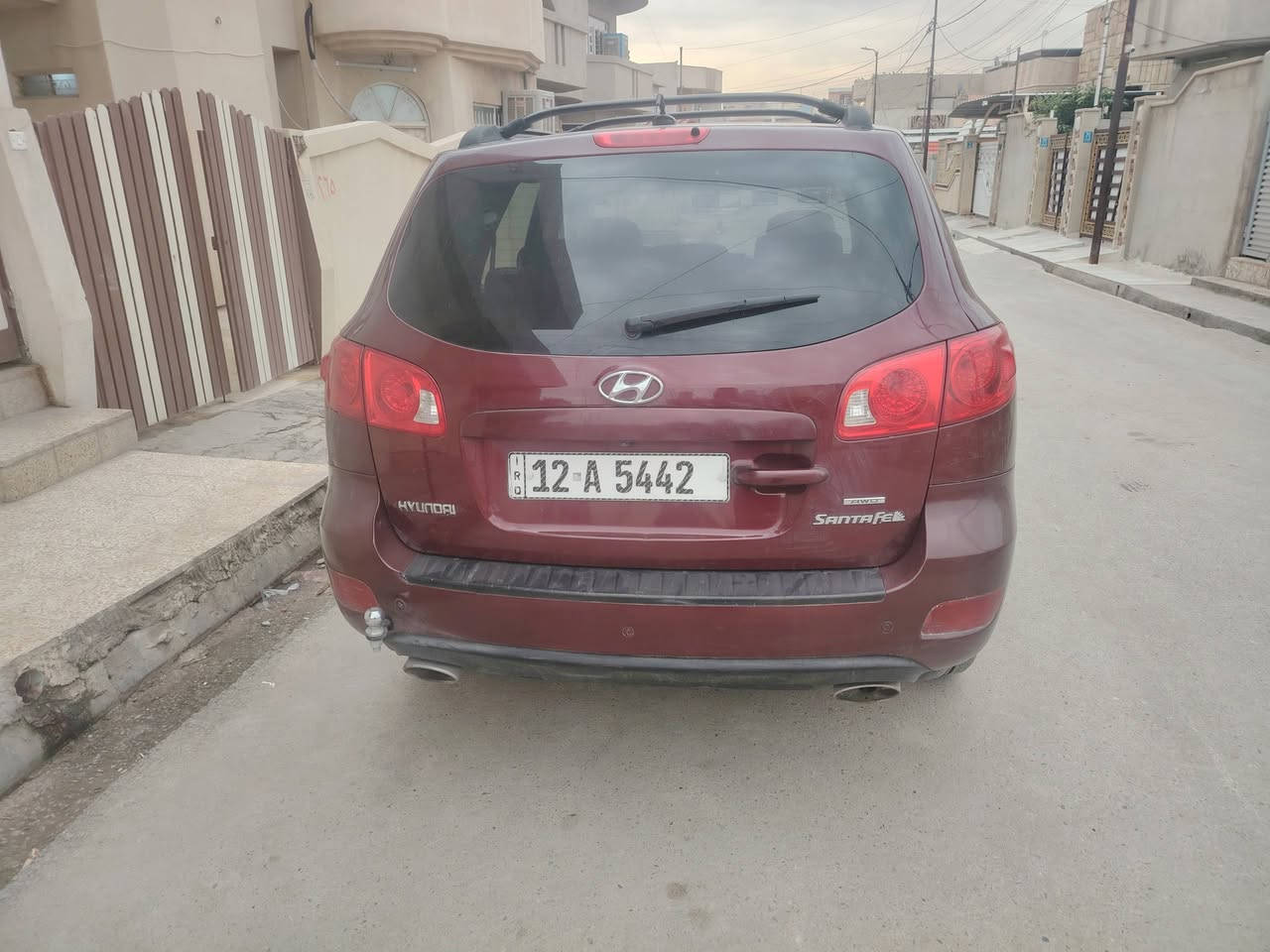 السلام عليكم
سنتافي 2008  6  امريكي بلا ضرر صبغ فقط جاملق الخلف السايق نينوئ بسمي  سياره مال جناي
سعر 123  
***********
