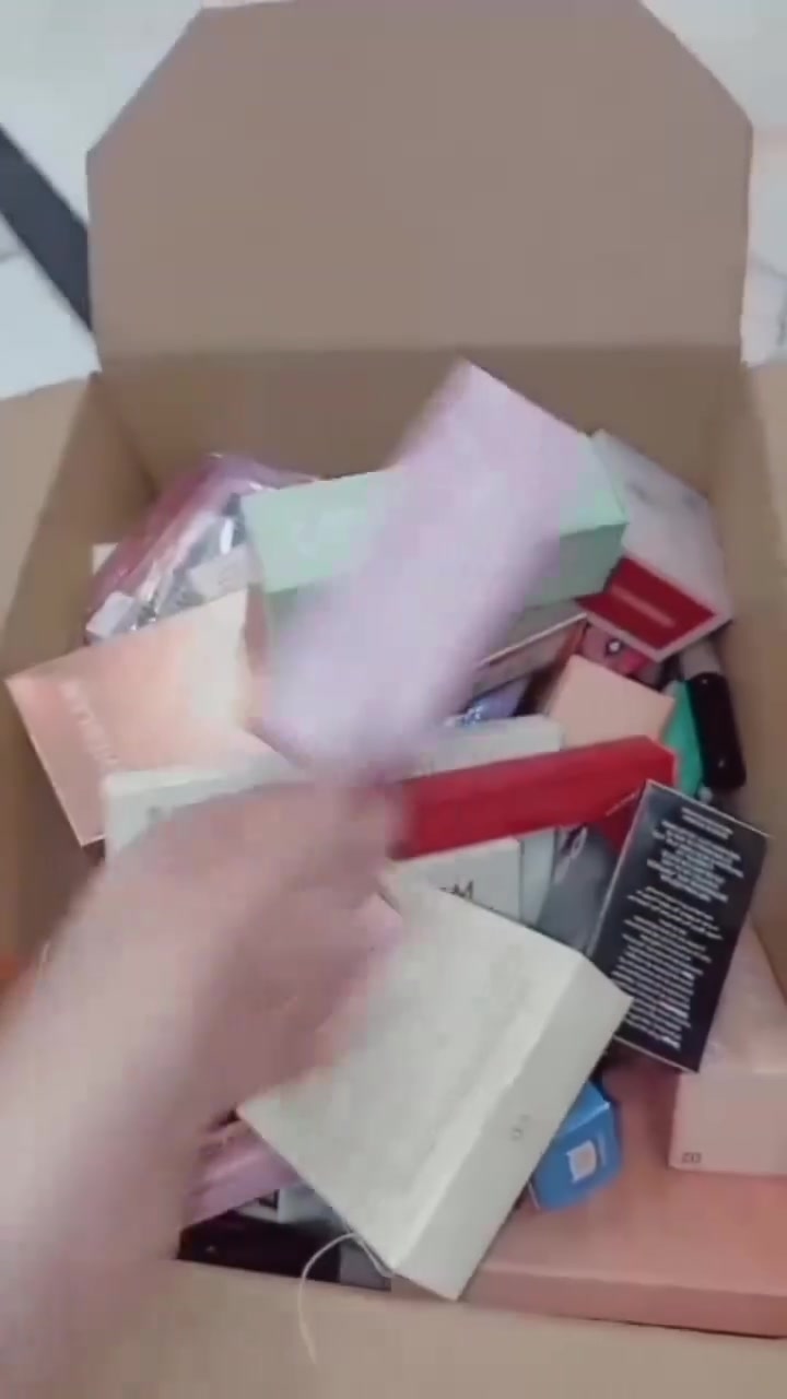 متوفر كراتين مكياج وعناية سعر كارتونه ٥٠ الف شرط فحص امام مندوب
العدد 30 قطعه


**إذا كنت صاحب هذا الإعلان وتريد حذفه لأي سبب، رجاءا أرسل رسالة إلى الدعم الفني**