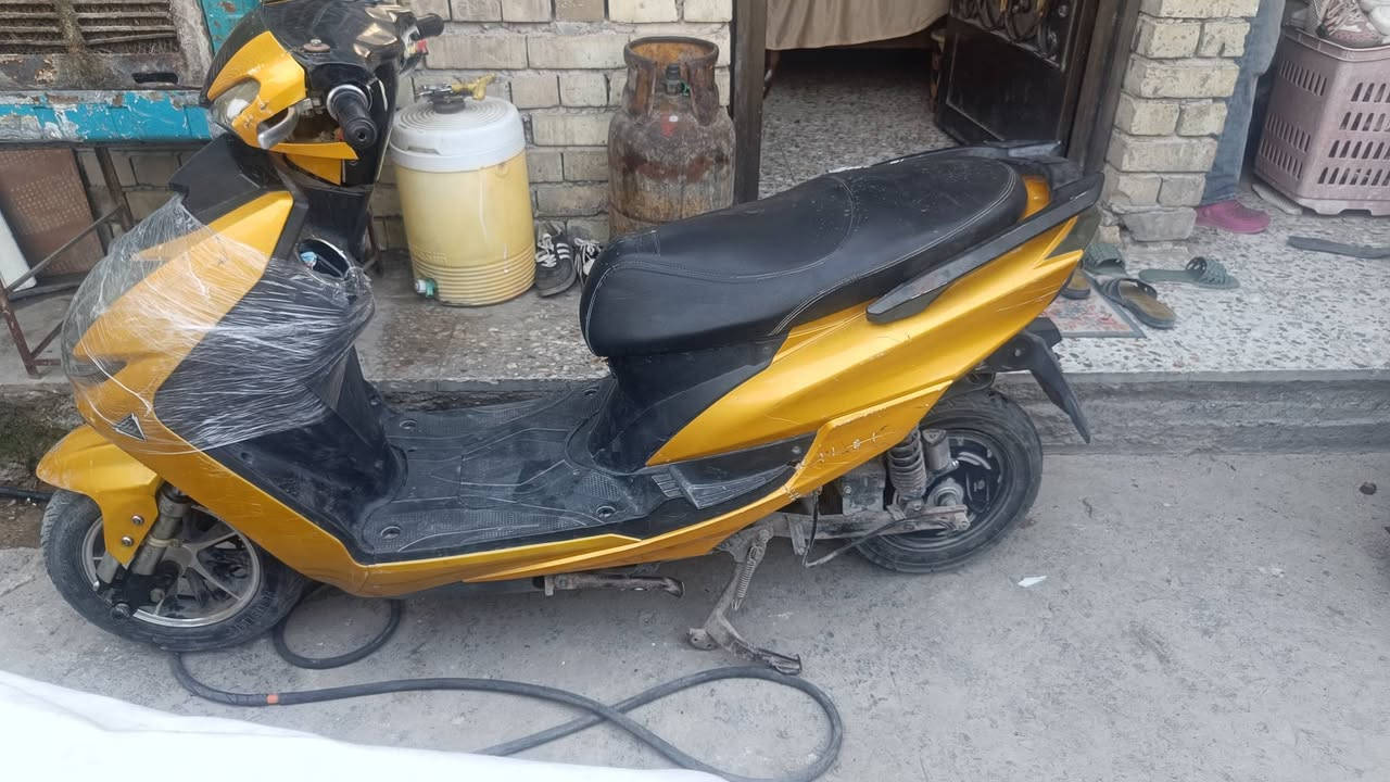 السلام عليكم دراجه شحن سكنس 6بطاريات 350 وبيها مجال ***********
