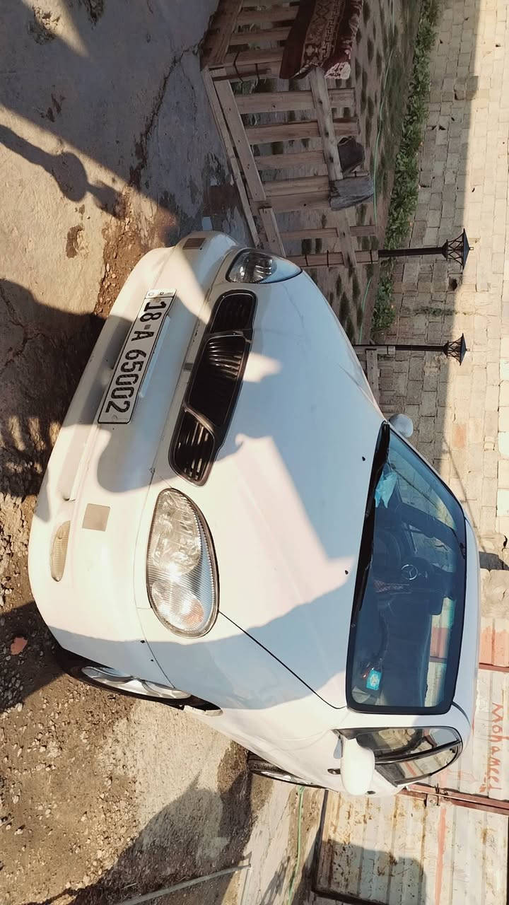 السلام عليكم ورحمة الله وبركاته دايو لانوس موديل 1996 رقم بابل باسمي سياره حلوه وخير من الله كير محرك حلوات لا تنقيص ولا تبخير صدرها كلش حلو   السعر ٣٥ وبيهه مجال العنوان بغداد المحموديه رقم الهاتف ***********
