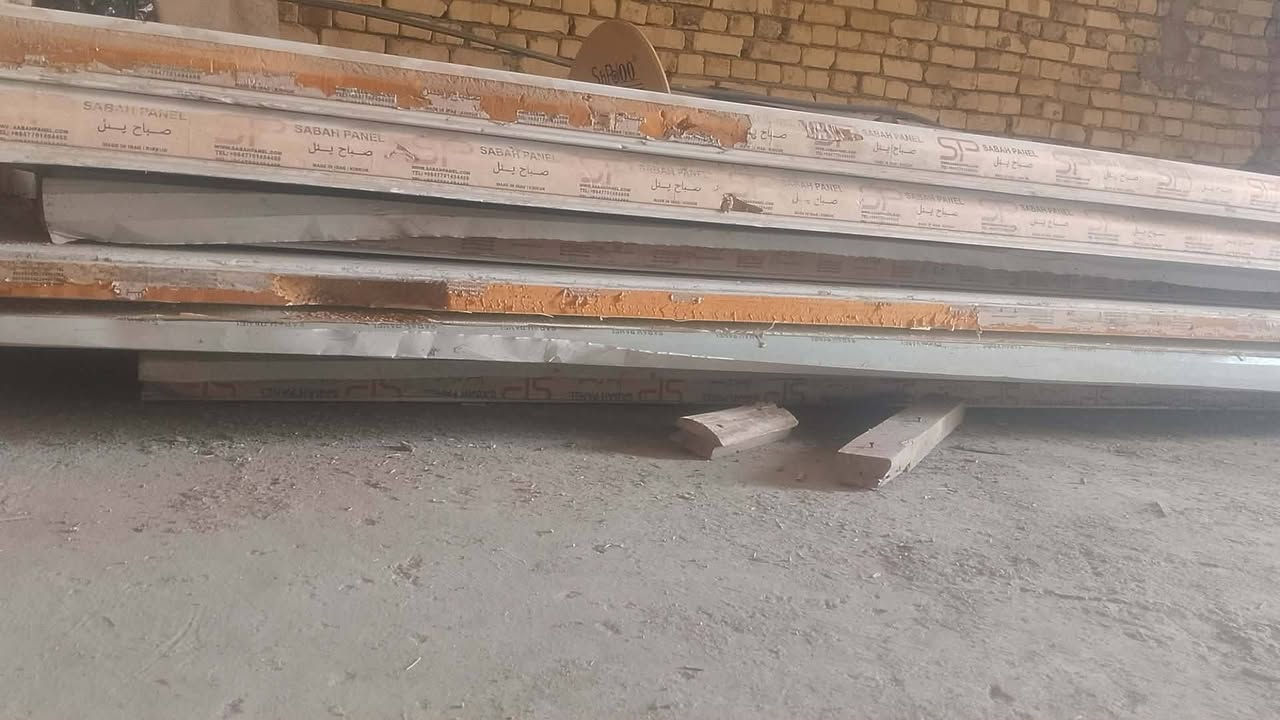 يتوفر سندويج بنل صباح 4 قطع 5 متر +2 قطعه 4متر للبيع للتواصل الاتصال على الرقم ***********
