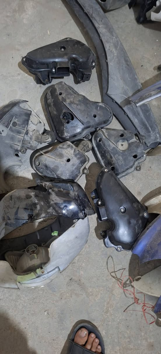 غراض تفصيح للبيع سازوكي فراشه بطه  عبد الحليم عصفوري  العماره حي المعلمين مجاور مجمع الكوري  ***********
