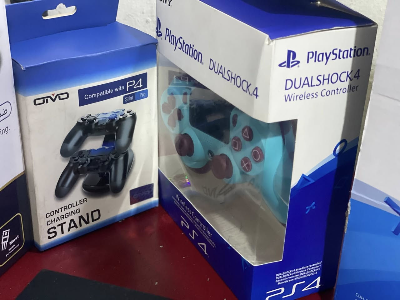 السلام عليكم شباب بلي 4 فات مهكر اولاين للبيع شباب البلي بي 6 لعبات بيس2026 وفيفا 2026 وبي درايفر وبعد بي 3 لعبات حرب ومسابقات شباب البلي يجي ويا يو بي إس ويده وشاحنه مال يدات للتوضيح شباب البلي قطعه خارجيه مال تهكير نضام 11 يشتغل شباب نضافه 80:100 بعده بل كارتون ستخدامه شهر ونصف رايده ب٣٥٠ وبي مجال حك الجيه العنوان بغداد مدينه الصدر رقم الهاتف ***********
