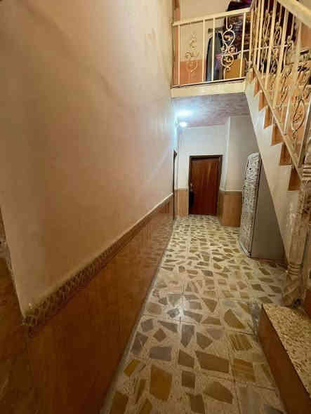 #دار_للبيع– الديوانية / حي المعلمين قرب جامع الصادق – مبادرة-ونقد
📏 المساحة: 193 متر
🚪 دولان: عرض الممر 2.35 م

مكونات الدار:

 • 3 غرف نوم
 • صالة
 • استقبال
 • مطبخ
 • 2 مجمع صحي

💰 السعر: 150 مليون 
~~~~~~~~~~~~~~~~~
#أعرض_عقارك_معنا
———————————————————
🔺#للاستفسار مراسله واتساب ع الرقم التالي 

http://wa.me/+964*********** مقتدى 📲
—————————————————————
او زيارة مكتبنا 
🔺مكتب دره المشرق للاستثمار والتطوير العقاري 
🔺العنوان:-حي الجزائر مقابل مطعم باسم ابو المحشي
