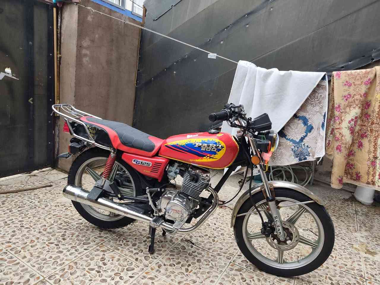 روبار 5كير منفيس اصلي
كامل من كلشي
كهرباء شغال
***********  وتساب

 
سعرو 370الف

اربيل ➡
