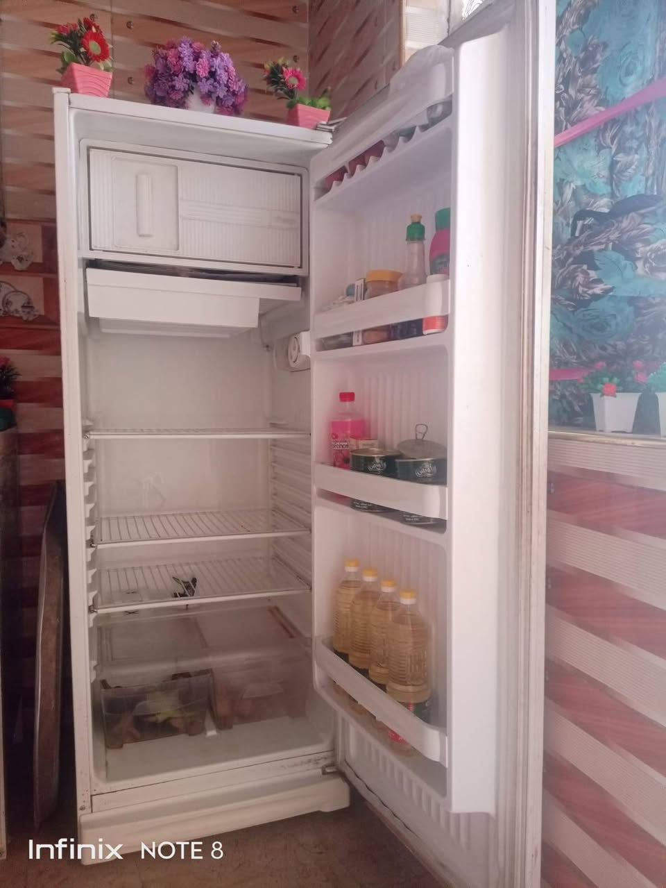 للبيع نضافه 100% وضمان شكد متريد 
سبب البيع 
اشترينه بيت ماثث وكامل 
تواصل ***********
