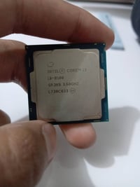 المعالج انتل core i3 جيل ثامن شغال مجرب ما بيه اي مشاكل المعالج جدا نظ...