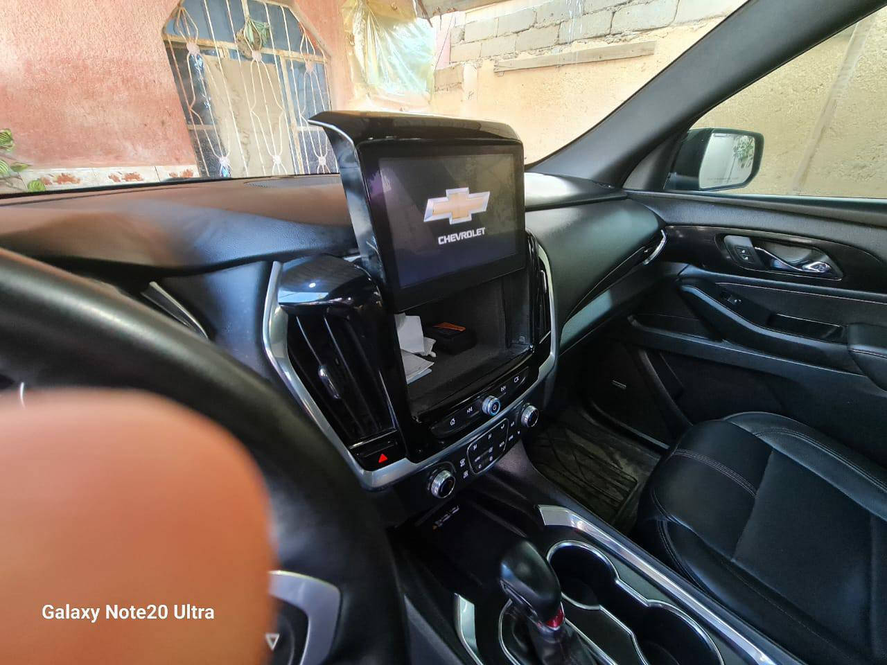 اللهم صل على محمد وآل محمد
السلام عليكم 
شفروليه ترافرس(RS) موديل 2023 (بلاك توب)  بدون رقم
_وارد امريكي   للبيع 
_لون اسود مميز 
 _ لا شواصي ولا لغود حادث خفيف فقط جاملق الارباكات ما ضاربه لانه حادث خفيف بيها بارد بالجنطه بسبب تحميل الشركه وخدش طرف باب السائق وخدوش 
_ سياره ماشيه 56000,ml في امريكا وبالعراق ماشيه فقط 4000 كيلو
_محرك 6v مكفول 
_كير مكفول 
موصفات RS
_فتحتين (بانوراما) 
_خمس كامرات 5 ـــــ 360 درجه 
_كامره خلفيه أثناء قياده 
_رادار امامي خلفي جانبي 
_تنبيه هتزاز في الكشن استشعار رادارات
_كاميرات جانبيه خلفيه اماميه 
_ خمس بصمات ابواب  
_ويل لون اسود مميز 
 _ دبل جنطة + فتح بثلاث وضعيات ( بصمه _ ودكمه _ واستشعار عند الاقتراب ) 
 _رادار امامي _رادار خلفي _رادار جانبي _توقف ذاتي
_هندبريك دكمه 
 _تبريد ثلاث قطع : 
_ مقاعد جلد تدفئه 
 _كراسي جلد مميز منفصل vip
_شاشه قاصه
 _مثبت سرعه
 _تحكم استيرن + تدفئه استيرن + استيرن كهرباء 
_ تحديد مسار +تشغيل عن بعد 
 _جنطه كهرباء (هايدروليك )
 _ مرايات كهرباء شفط + تحكمات 
_كشنات كهرباء 
_ تحديد نقاط عمياء
_سماعات Bose دمام +مضخم فول صوت  اهواي بيها مواصفات يطول ذكرهن اكتفي بهذا القدر 

 *السعر 280 ورقه اتصال او تواصل واتساب 
مكان البصره 
الاستفسار الاتصال ***********
