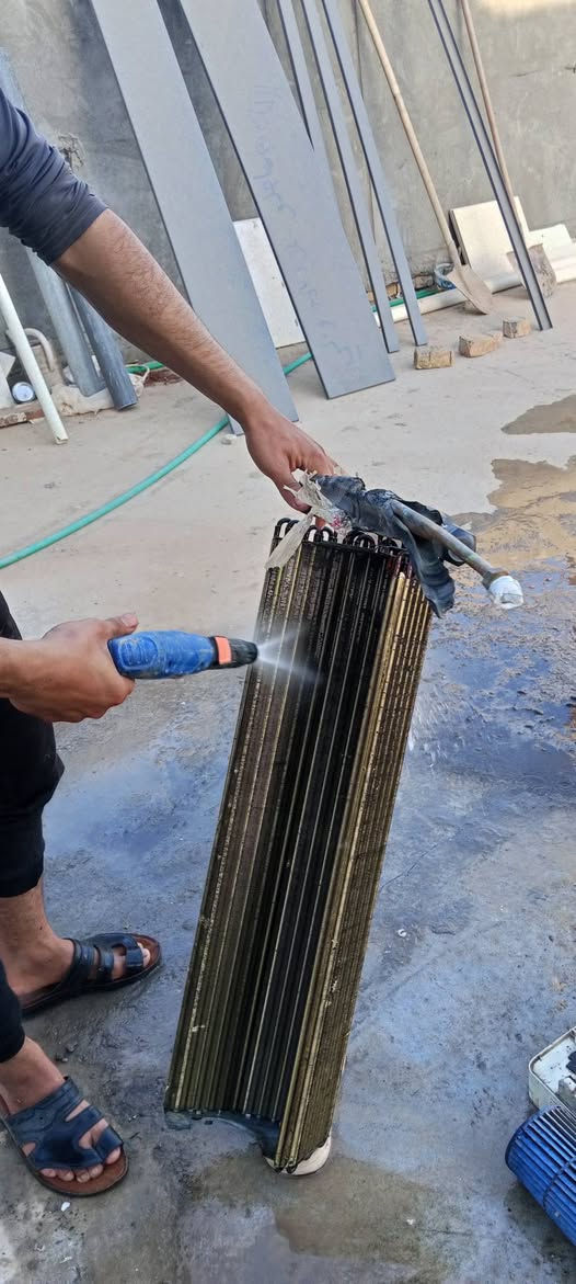 تم نصب وصيانه وغسل سبلت الحافض مع صيانه سبلت گري قطوعات في الوحده الداخليه بسبب الفار 
مستعدون لنصب وصيانه وغسل اجهزه التبريد بكافه انواعها
***********
