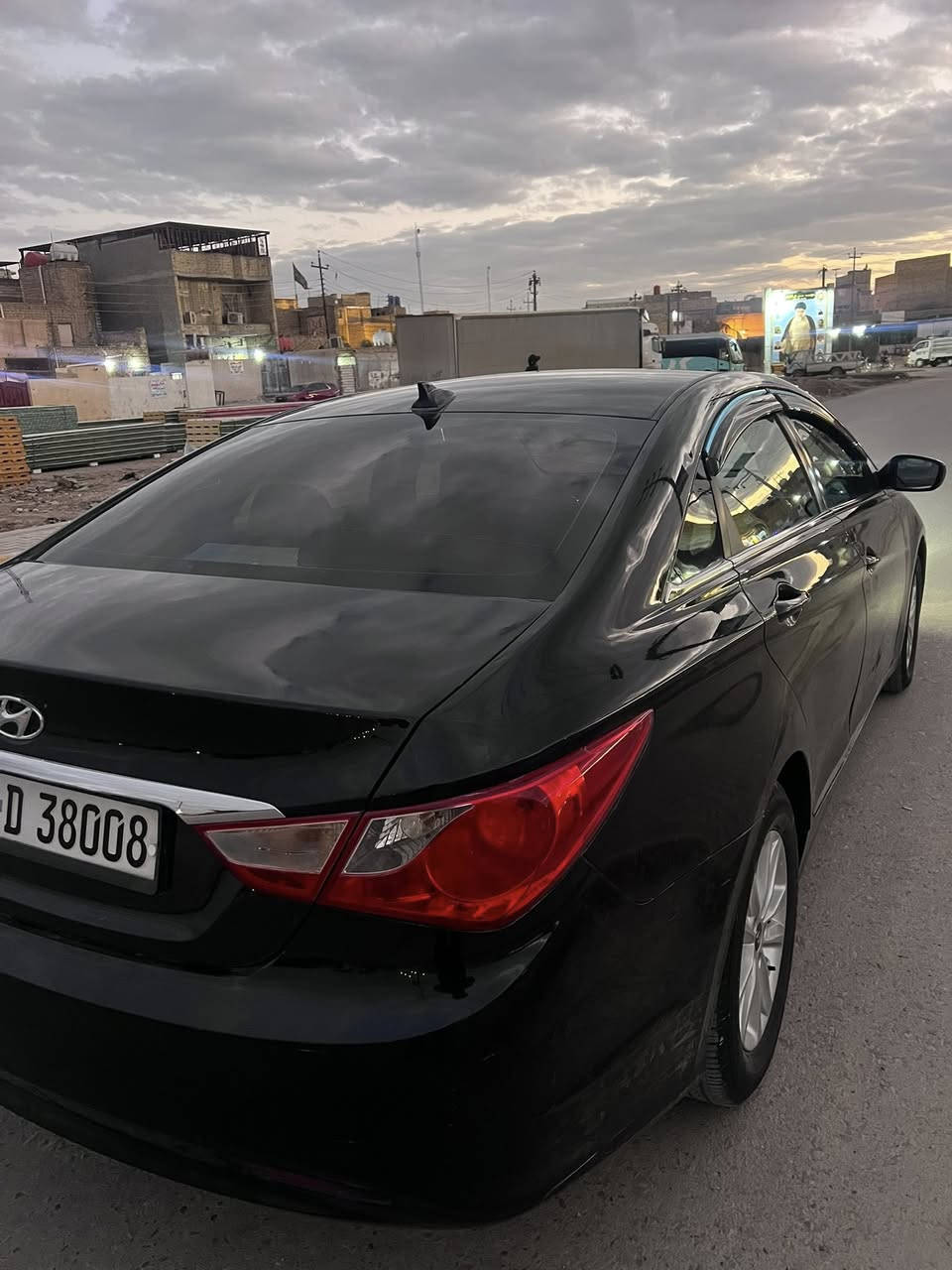 السلام عليكم 
سوناته موديل 13 مكفوله من تبديل بيه قطعتين صبغ رقم سليمانيه بسم ولد من العماره سياره جديده كلش وجاهزه من  كلشي تبريد وحداديه تخم تاير مكينه 2400 مكانه ميسان الماجديه الاستفسار اتصل ***********
