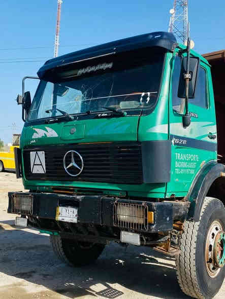 سلام عليكم سياره للبيع مكينه 35 كير ميه كير ومكينه جدد مجموعة جيف رقم نجف مديل 80 تبريد ثلج سنويه ب 27 تصقط  بسمنه سياره جهازه للعمل ***********
