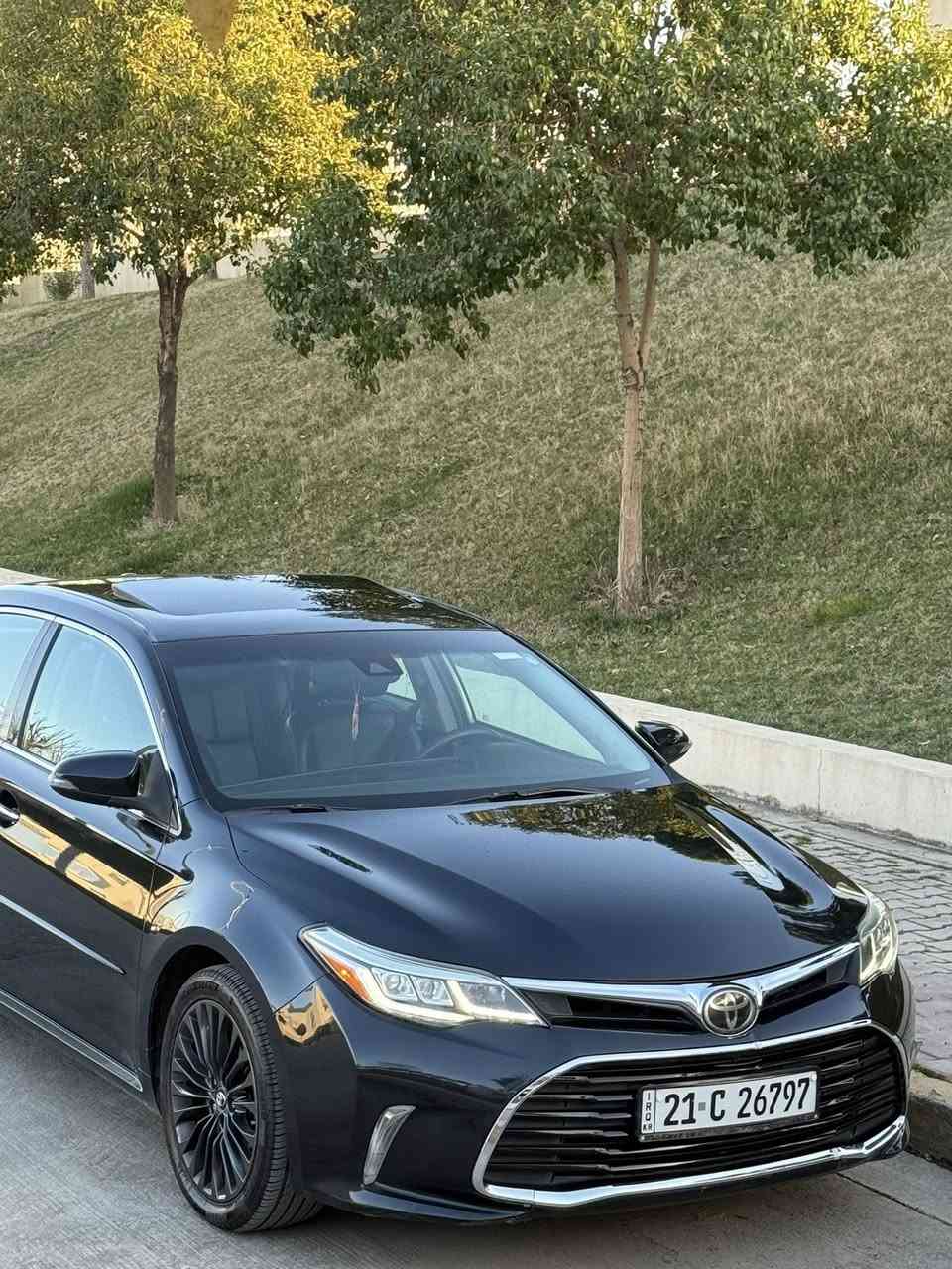 السلام عليكم ورحمة الله وبركاته
‏‎       ——— لـلـبـيع او مراوس  ———

تويوتا افلون     —   Toyota Avalon  

وارد امريكي     —. بدون ايرباك 

‏‎الموديل           — 2017  

فئة.                 —  تورنگ  

حجم المكينه   — V6/3500

‏‎اللون               — اسود كذابي 

‏‎المسافه المقطوعه — 121.000  

‏‎حالة السياره.    — فقط الصندوق صبغ (الحادث داخل المنشور)

‏‎المواصفات 
‏‎- بصمة تشغيل 
- بصمة ابواب 
‏‎- ترحيب عند الاقتراب 
- ليد نهاري 
- فتحة سلايد 
-تشغيل عن بعد 
- رادار امامي - جانبي - خلفي 
‏‎- شاشه كبيره تدعم نظام الأبل كار باي ونظام الاندرويد 
‏‎- ستيرن بحركه كهربائيه 
- تبريد قطعتين
- تبريد منفصل 
- لايتات 3 عدسات 
- 3 وضعات قياده 
‏‎- تحكم ستيرن جهتين 
- كشنات جلد 
- شفتات ستيرن 
- كرسي السائق والراكب بحركه كهربائيه 
- كرسي السائق خزن ميموري 
- كشنات تدفئه 
- أشاره بالمرايه 
‏‎- تحديد سرعه 
‏‎- مانع انزلاق 
‏‎- ليد نهاري
- كامره خلفيه دواره 
‏‎ باقي المواصفات المعروفه 

‏‎السعر            — اكتب تم او السعر  ويوصلك مباشر 

‏‎رقم السياره    — السليمانية 

‏‎موقع  السياره — السليمانية 

((((هزه براد رقم سنويه كولها اصدار جديد)))  

‏‎للأستفسار.     — ***********—***********
