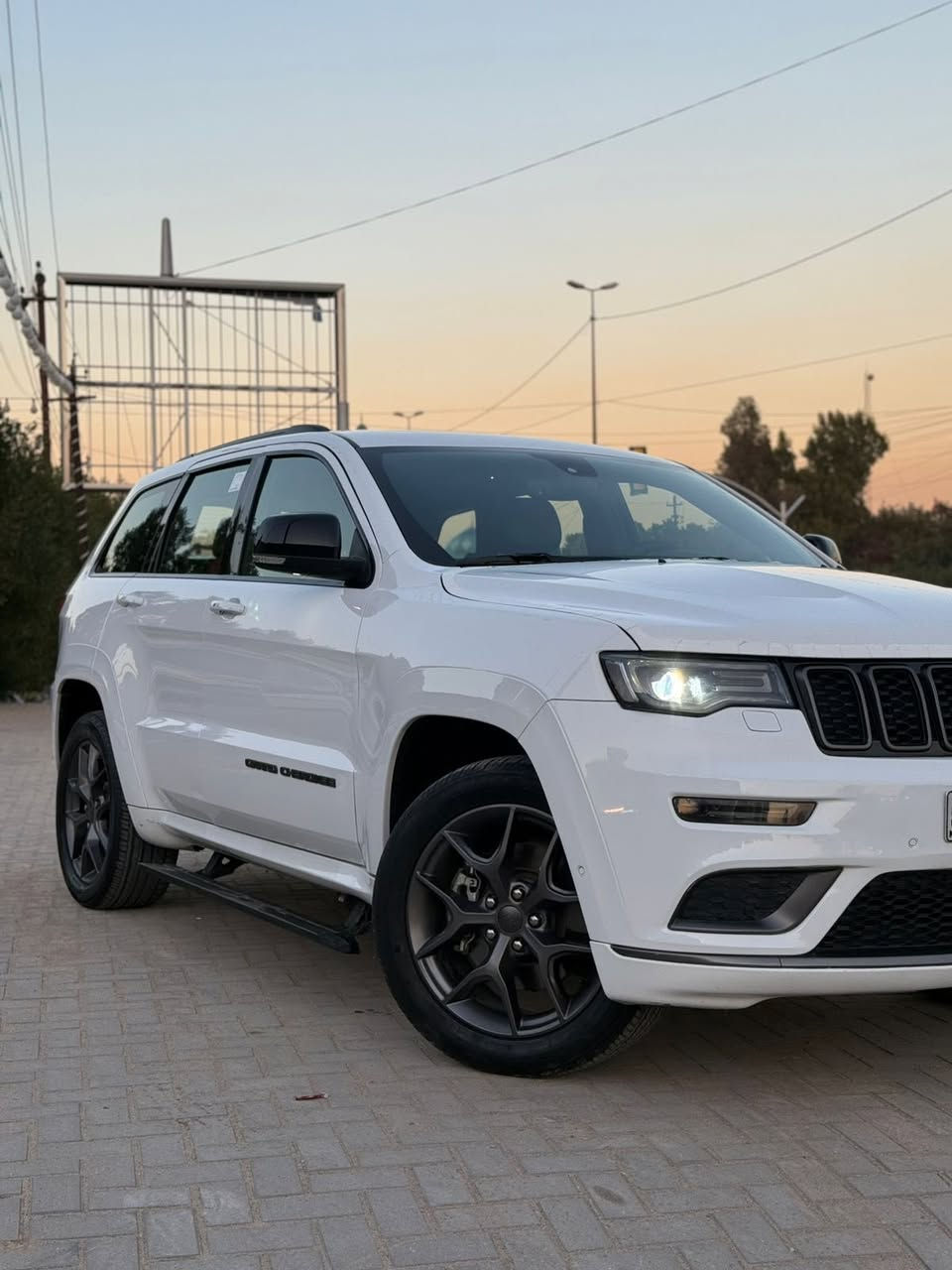 السلام عليكم سيارة مال جناي
عدد المسافات ميل (25الف)
جيب فئة: S
موديل: 2020
مكينة: V6 3.6
خليجي (شركة هارلم) زيرو اربيل 
المواصفات 1/1
بانوراما
رادار جانبي نقطة عمياء رادار خلفي
كشن حار -
كشنات جلد
ستيرن هيتر + كهرباء
نظام توقف اوتو ستوب
حساسات امامي خلفي
صندوك كهربائي
سماعات سستم صوت
دمام بالصندوك
بصمتين و تشغيل عن بعد كيج الكتروني
نظام متعدد اوتو للطرق
مري شفط
بعد هواي مواصفات لS معروفة
العنوان بغداد البياع
***********
