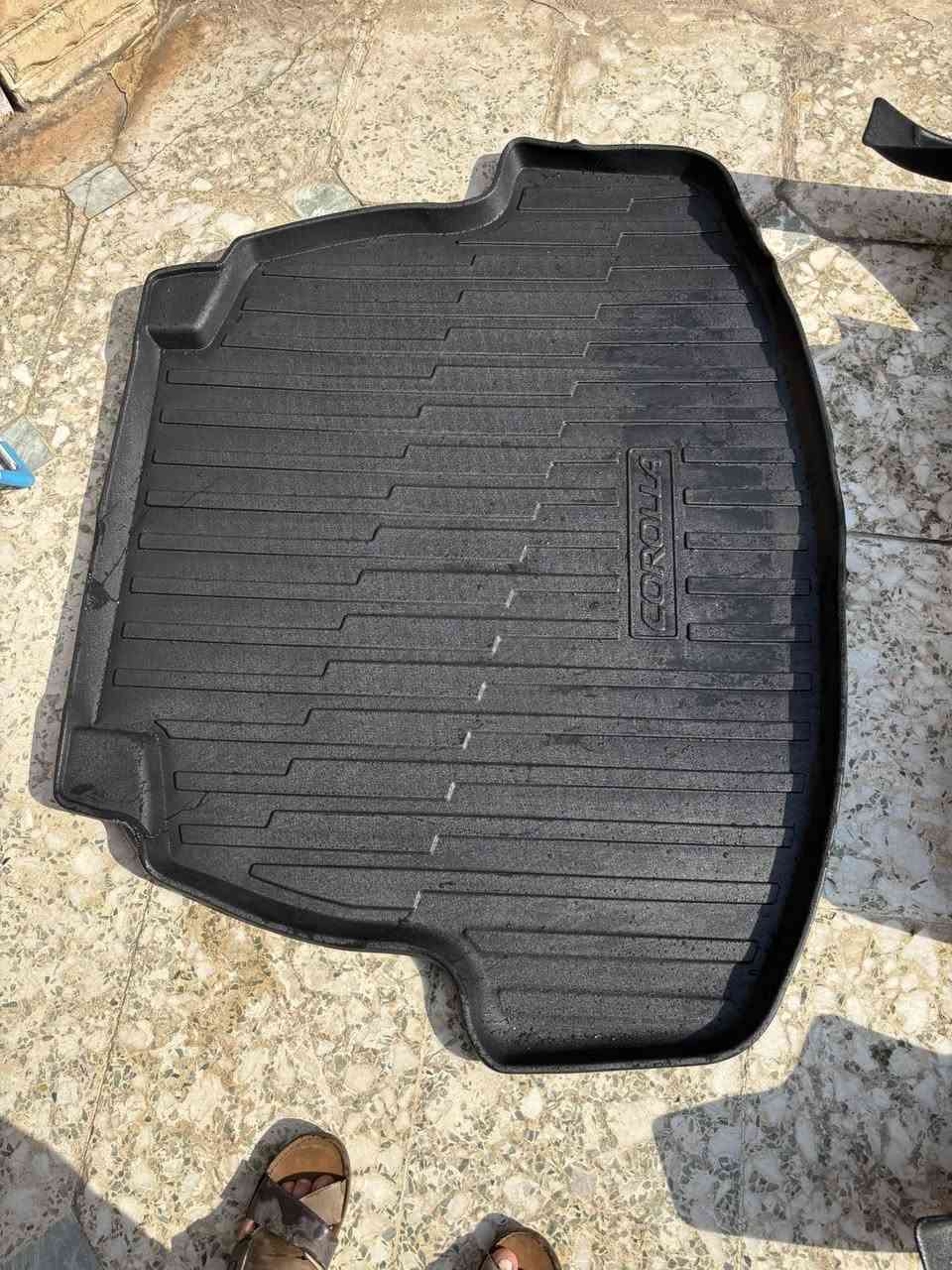 ارضيات حوضية وفرشة صندوك حوضية وفرشة دشبول من ريماك مشتريهة نوعية ثكيلة وفاخرة جدا السعر100 الف كلهن ***********
