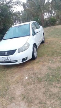 السياره سوزوكي  اس اكس فور موديل  ٢٠١٠  ياباني كفاله  بس الدعاميه  الخ...