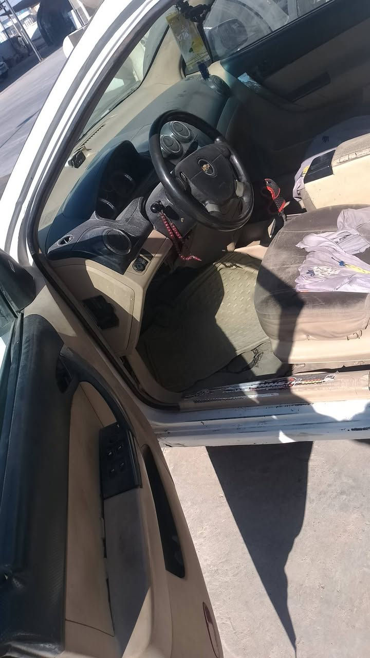 افيو 11سنويه جديده تبريد غير شغال حداديه نص عمر .وتساب ***********
