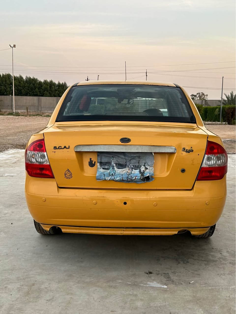 السلام عليكم 
طيبه موديل ٢٠١٧ 
كامله على اخر حبايه فقط الفريز 
ضرر جاملغ خلفي مصلح ع بارد شبرين 
تخم تاير جديد صدر كامل وره وكدام كله جديد محركه كامل ع اخر حبايه 
ويل ١٤ كورلا سستم سماعات جديد 
غرفه دوشمه كامله 
ترايهة للبصره 
وتلحيضات بسيطه جدآ 
 السعر ٥٢ وبيه مجال للشراي
سياره للجناي رقمه بغداد مصفره هيئة تحويل ثاني يوم 
*********** بغداد, العراق
