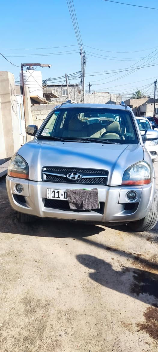 سلام عليكم توسان 2009 خليج مكينة 2000 بسمنه السيارة صبغ عام عنوان بغداد جاهزه من كلشي كل نقص ماكو بيع فقط 100 وبية مجال  
*********** بغداد, العراق
