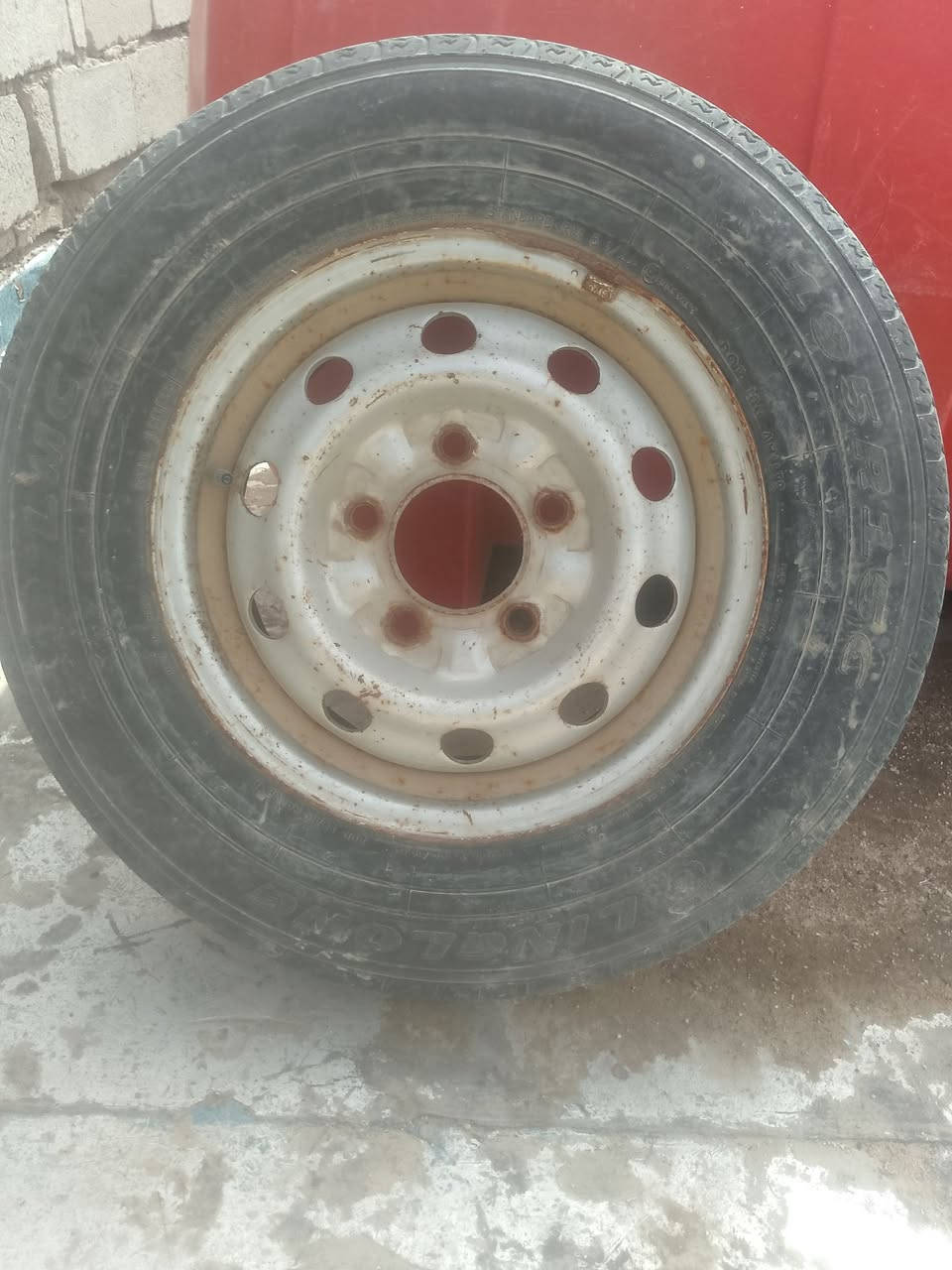 السلام عليكم خوان عندي سبير مال كيه بنكو نضيف المكان البصرة الزبير سعرا 75الف الشراي ينتصل ***********
