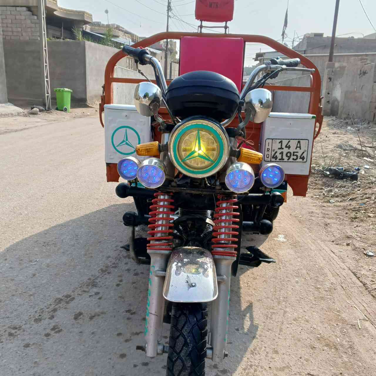 ستوته جمرا مديل 2022 رقم وسنويه مكاني بصرة كرمت علي السعر 2500 ستوته شغاله من الطول الطول..***********
