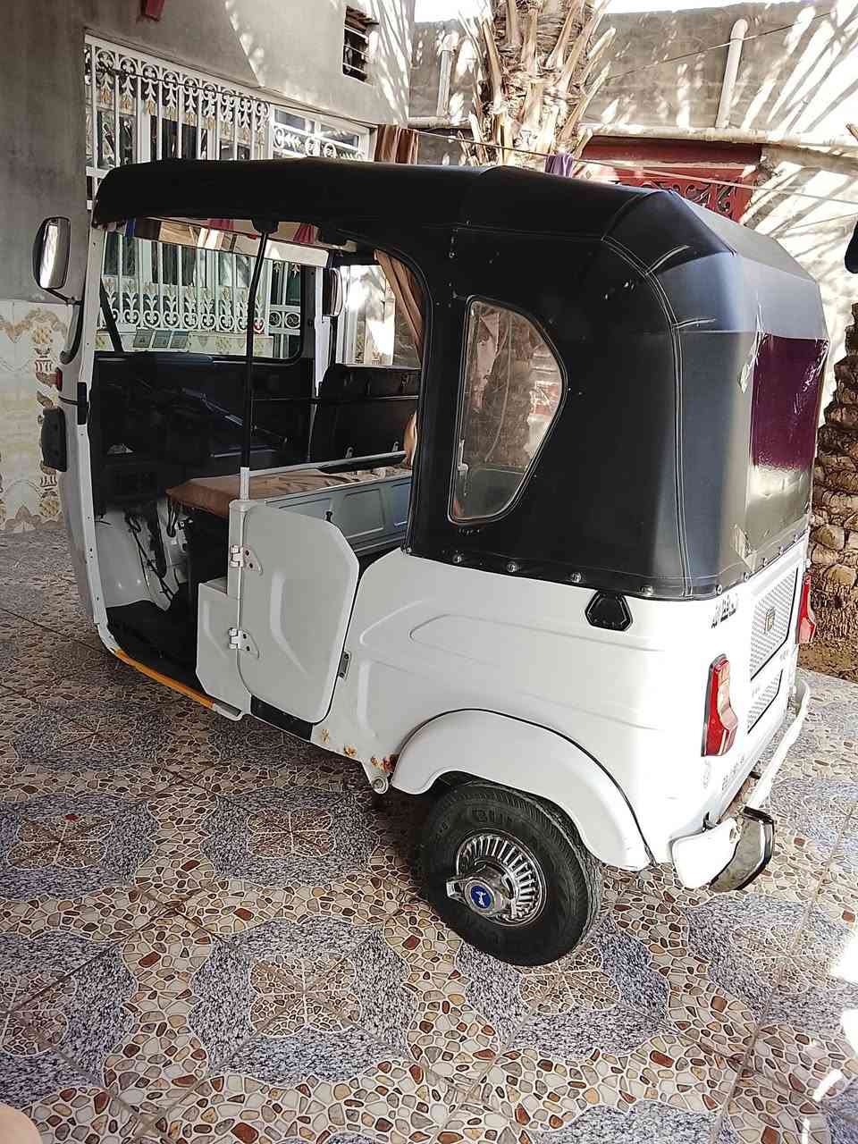 تكتك للبيع موديل 22 كفاله عامه رقم بابل المكان الشوملي الشراي يتصل ويدلل ***********
