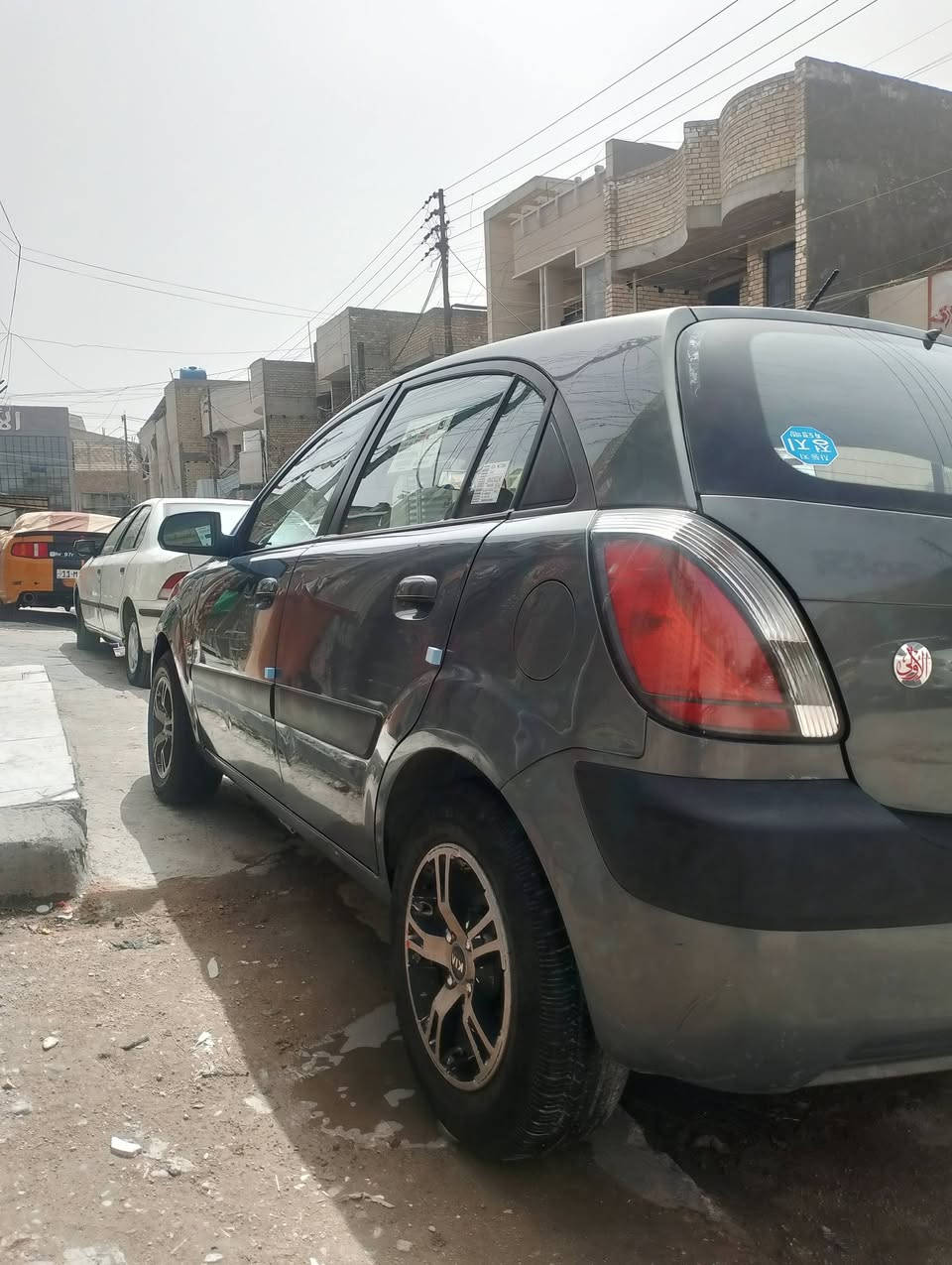 السلام عليكم
كيا ريو موديل 2006 وارد امريكي رقم بغداد انكليزي بسمي مكينة 1600 كير ومحرك مكفولات كهربائيات كلها شغالة تبريد شغال تخم تاير سنوية 2031 صدر جديد حدادية جديدة السيارة فقط الدعامية الأمامية صبغ فقط بدون ايرباك السعر 70 المكان بغداد البلديات الصحفيين  الاستفسار ***********
