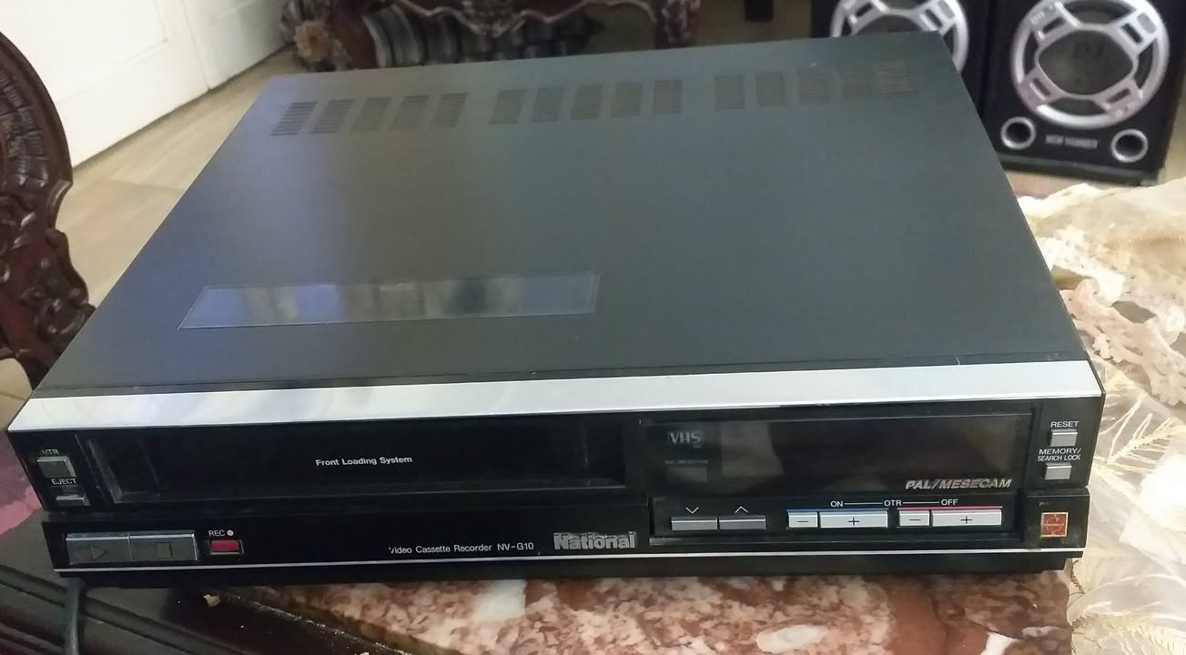 فيديو ناشيونال يابانية اصلىg10 بحاله ممتازه البيع لأعلى سعر٠


**إذا كنت صاحب هذا الإعلان وتريد حذفه لأي سبب، رجاءا أرسل رسالة إلى الدعم الفني**