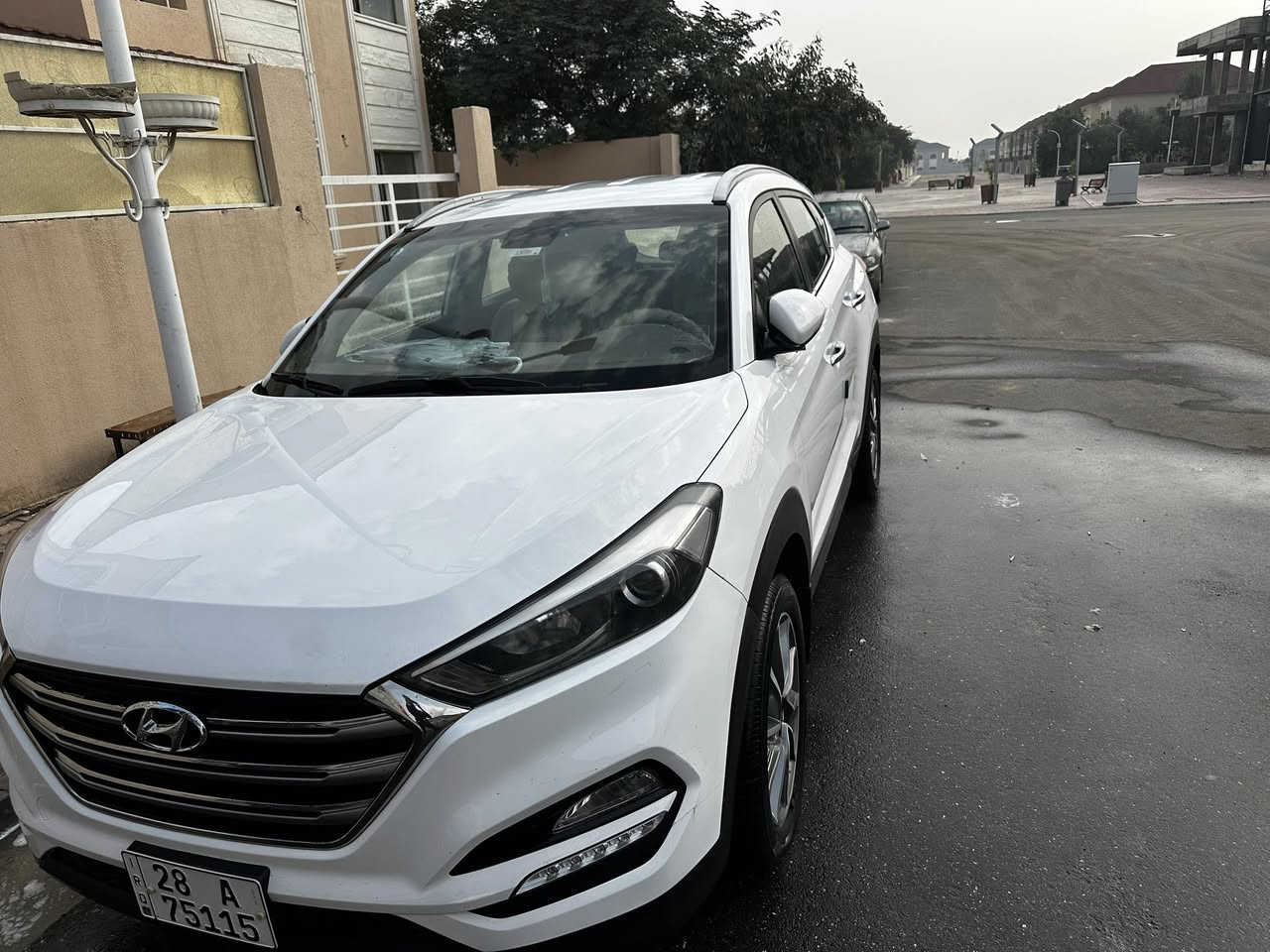 السلام عليكم
توسان موديل 2018 خليجي
الماشي: 165 ألف كم
بها بس بارد كذ شبر، والباقي كفالة عامة
السعر: 185
المكان:البصرة

📞 ***********
