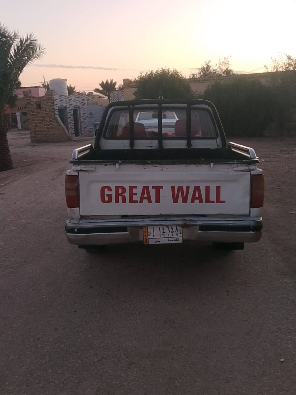 سلام عليكم 
دير 2005 
صبغ حزام جماليه بدون ضربه جاهزه من كلشي 
رقم قادسيه مشروع وطني 
مكاني بابل طليعه
سعر 40 وبيها مجال 
***********
